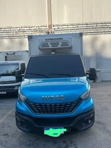 Agrega-se veículos refrigerados