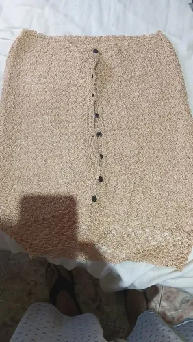 Saia toda em croché original nova  80,00