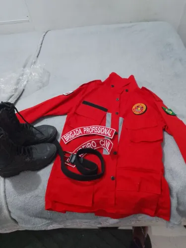 Gandola farda bombeiro civil e coturno 