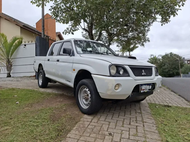 Mitsubishi L200 2.5 4X4 CD Turbo Diesel 2010