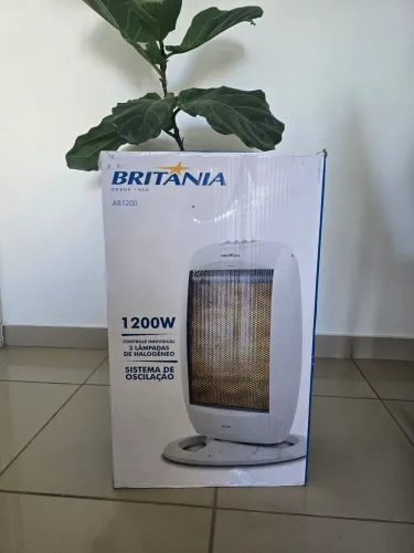 Aquecedor Halógeno Britânia AB1200, 110V 1200W, usado uma vez