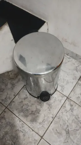 Lixeira inox 
