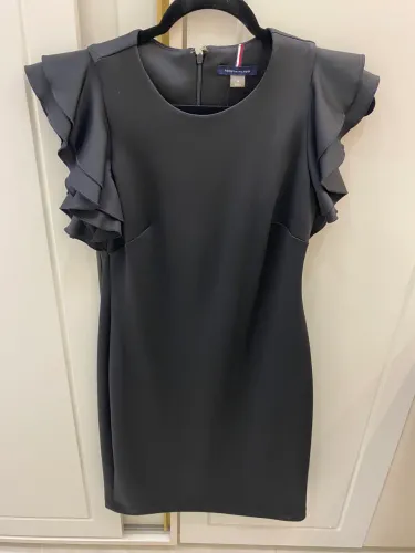 Vestido Tommy Hilfiger preto com babado