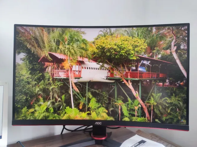 Monitor Gamer AOC C27G2ZE 27? Curvo 240Hz - Excelente Estado