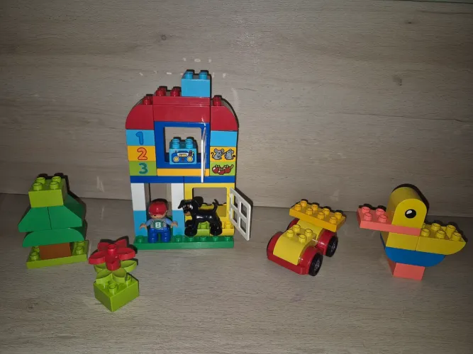 Lego Duplo Lote sortidos - Caixa Divertida e Caixa Coraçao