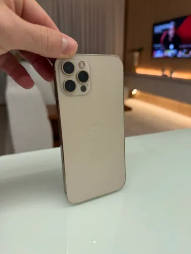 iPhone 12 Pro 512 GB Dourado