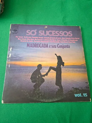 Vinil só sucessos madrugada e seu conjunto vol.15