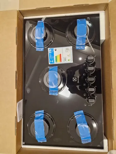Cooktop 5 boca a gás GLP Eletrolux mesa de vidro preto acendimento automático