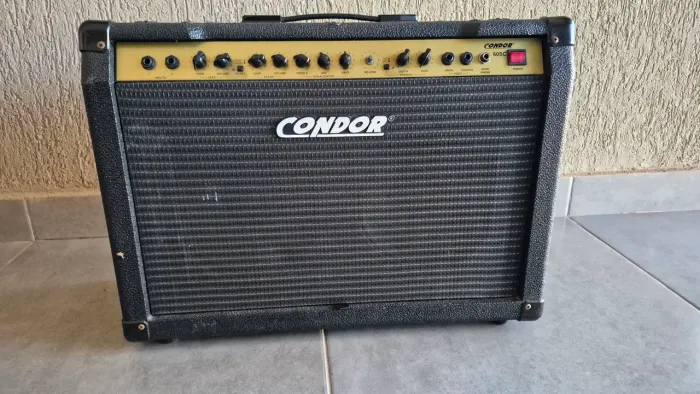Amplificador Condor 60SC para guitarra - 60W com Reverb e Chorus