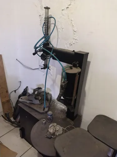 Máquina de tirar pneu