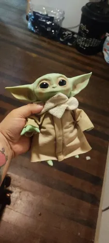Boneco Baby Yoda