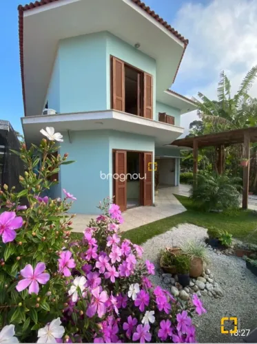 BROGNOLI VENDE - Ampla Casa à Venda no Bairro Vargem Grande | Florianópolis