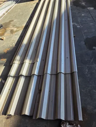 18 Telhas galvanizadas 6.00 x 1.00 metros