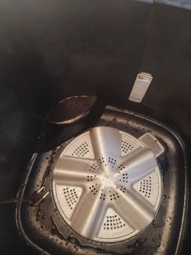 MÁQUINA E CENTRÍFUGA