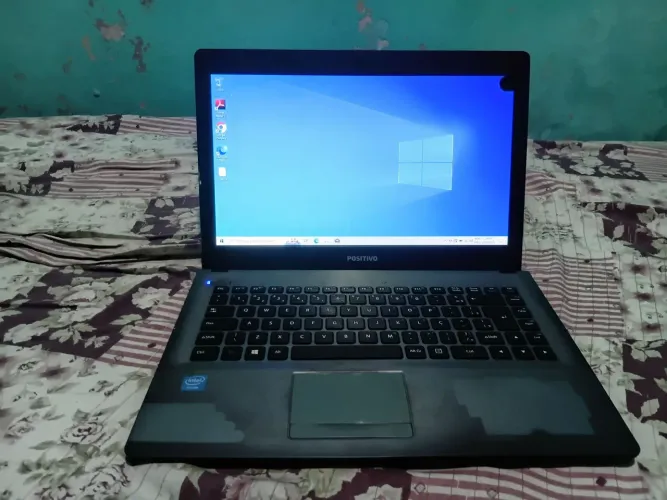 Notebook Positivo 