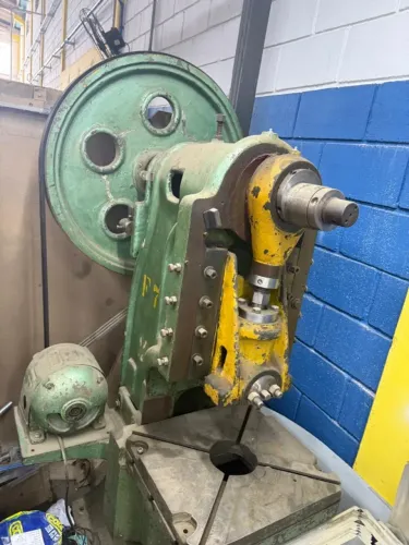 Prensa excentrica 22 toneladas