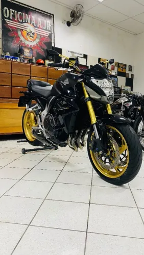 CB 1000 R