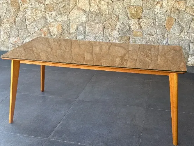 Mesa de jantar com 6 cadeiras