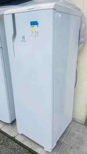 Geladeira Eletrolux