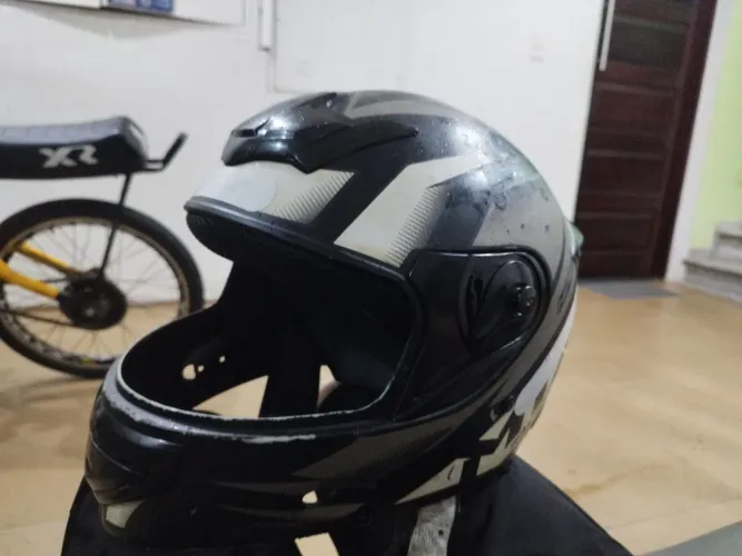 Capacete high
