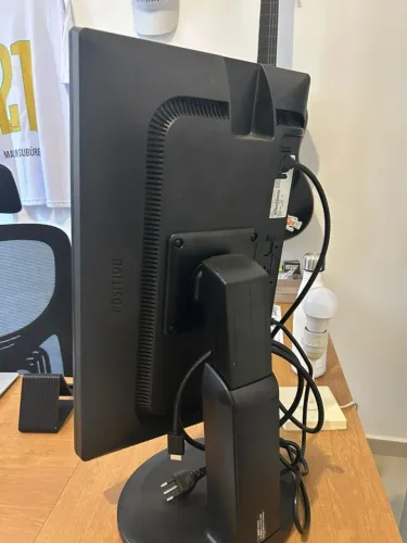 Monitor Positivo - 20 polegadas