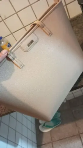 Vendo essa linda bolsa da Santa Lolla