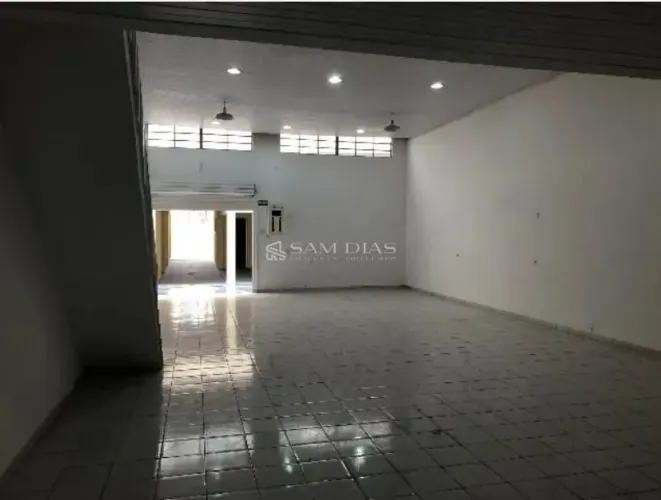 Galpão para Alugar em Santana com 310M² | a 400 Metros do Metrô Santana