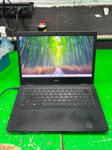 Notebook Dell Latitude 3400 i5 8ª Geração 8GB RAM SSD 256GB Windows 11