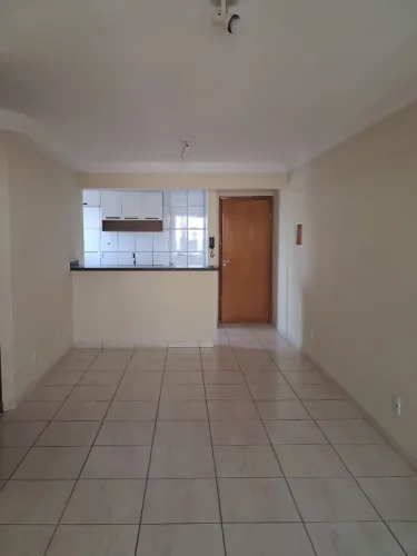 Apto 2Qts , Suite, 2 Banh. 1 Vaga. Cond. Incluso. Centro!