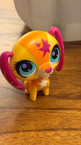 Littlest Pet Shop Sing-a-Song Pup um cachorrinho