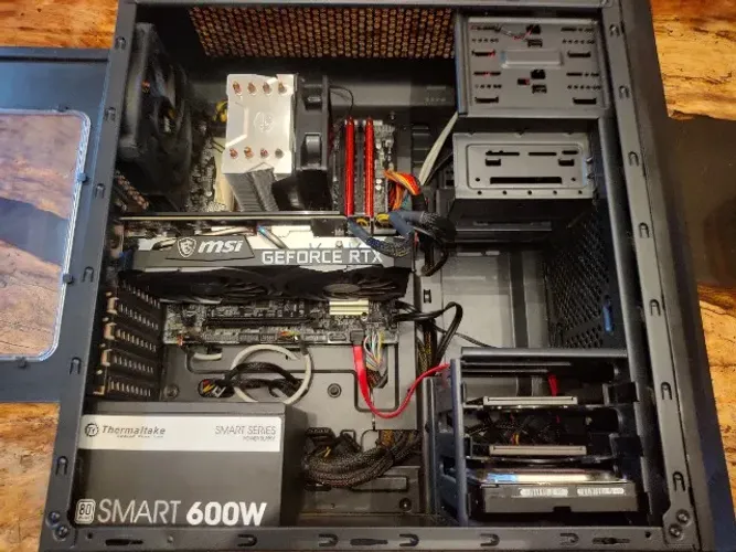 PC Gamer i7-7700K + RTX 3070 MSI Ventus 2X + 16GB RAM + SSD 1TB