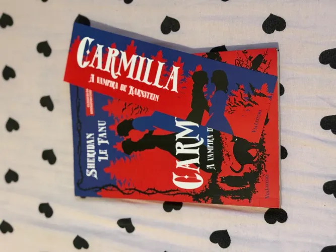 Carmilla a vampira de karntein + marca página