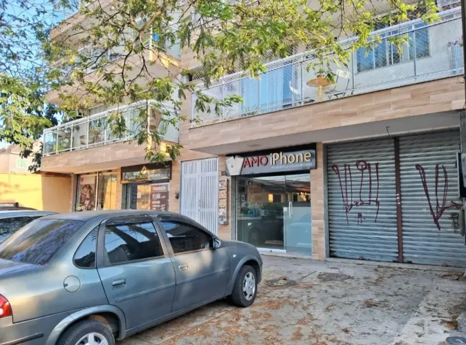 Ponto comercial/Loja/Box para venda tem 35 metros quadrados