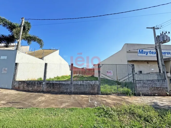 Terreno para alugar em Maringá, no Jardim Rebouças, com 453,77 m² de área e 13 metros de f