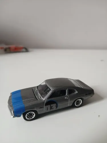 JOHNNY LIGHTNING FORD MAVERICK 1/64