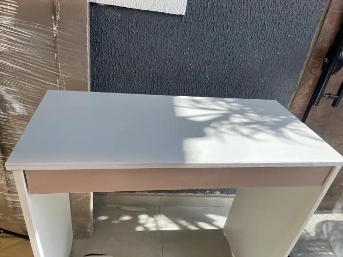 Mesa de manicure/ nails designer 