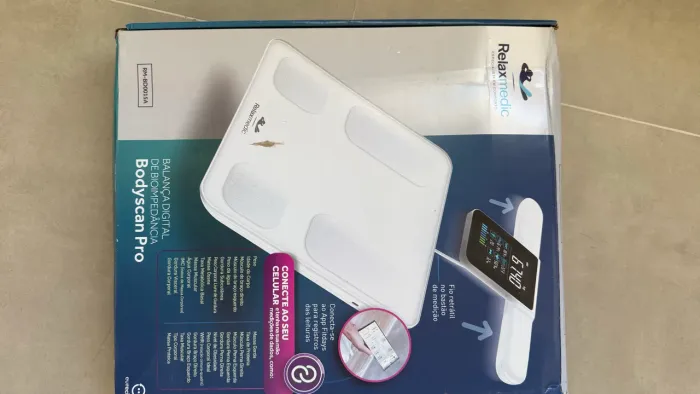 Balança de bioimpedância Relaxmedic Bodyscan Pro R$700