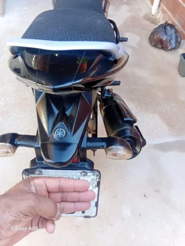 moto fazer 250 cilindrada