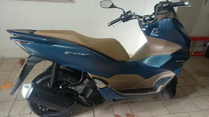 PCX DLX 160
