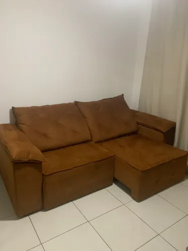 Sofa retrátil lindo e confortavel