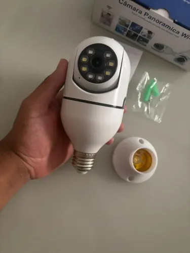 Câmera Lâmpada WiFi 360 Full HD Visão Noturna Yoosee - NOVO