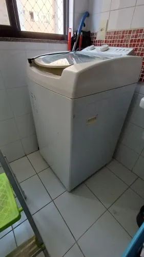 Máquina de lavar com defeito