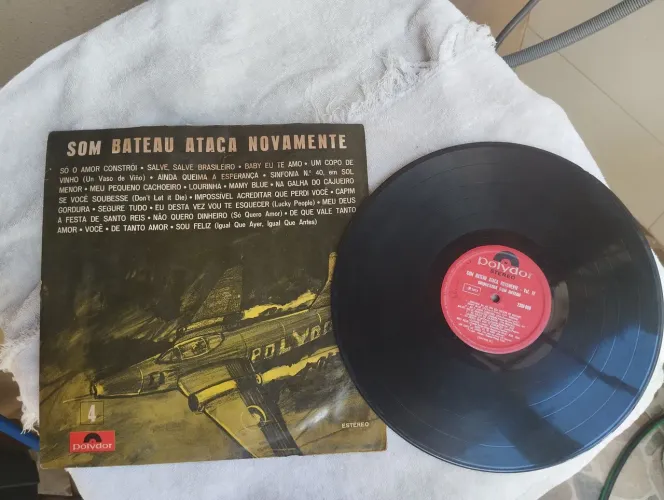 Disco vinil antigo Som bateau ataca novamente vol 4 1971