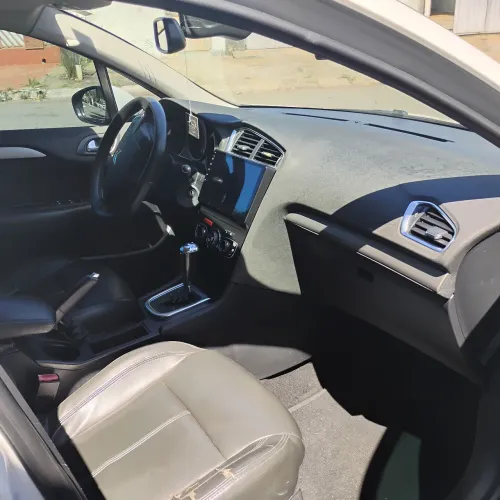 Citroen C4 Lounge Tendance 2.0 Flex 4P Aut. 2015