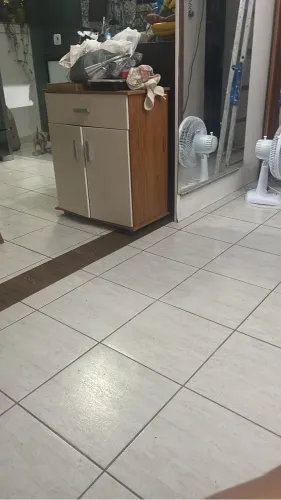 Armário compacto multiuso