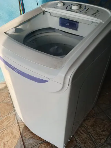máquina de costura roupa Electrolux 13kg