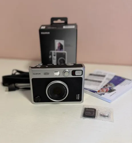 INSTAX MINI EVO
