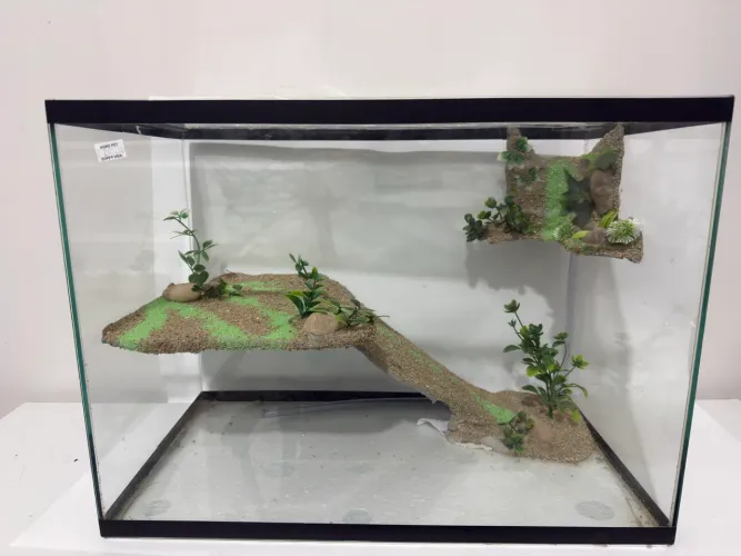 Terrário aquaterrario com cascata de água novo decorado
