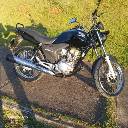 Vendo fan150 2013 flex pau pra toda obra moto guerreira nunca viu um grau