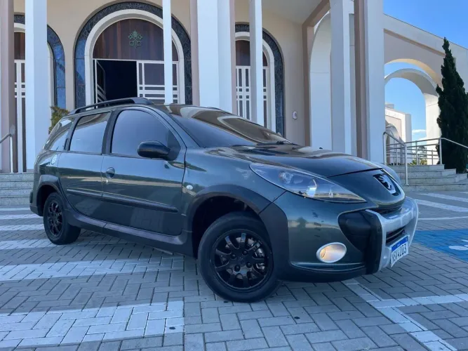 Peugeot 207 SW Escapade 1.6 16V Flex 5P 2011